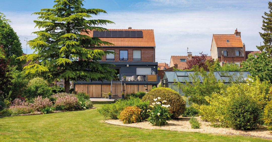 espace paysager choix arbres arbustes vivaces graminées couvre-sols